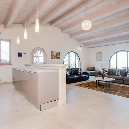 Ferienhaus Falco By Interhome